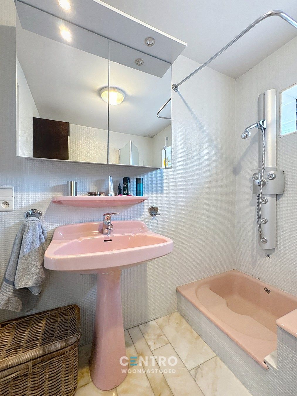 VILLA met ZWEMBAD, 4 slpks, garage én ZW-gerichte tuin! foto 11