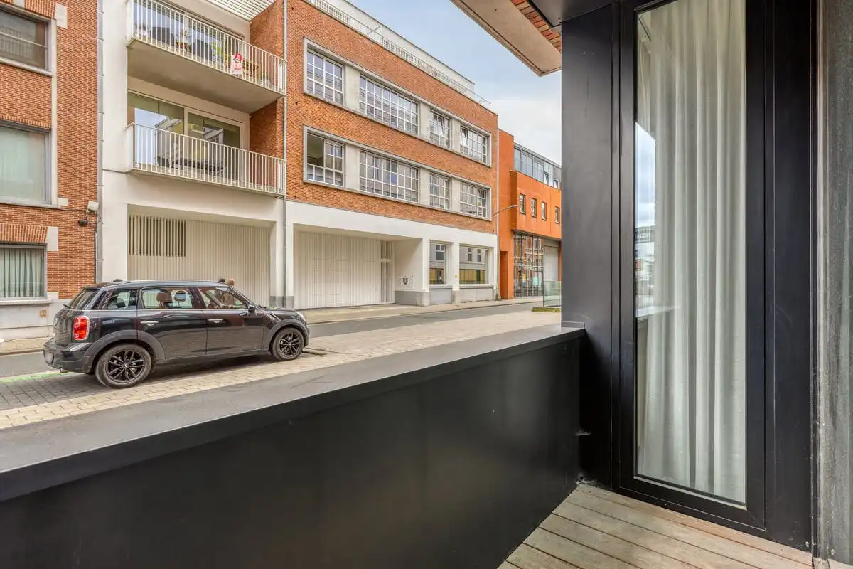 Assistentiewoning met 2 slaapkamers te koop in centrum Kortrijk! foto 11