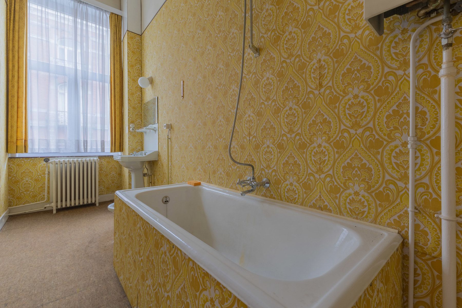 Zeer gunstig gelegen herenwoning met 5 slaapkamers en tuin foto 16