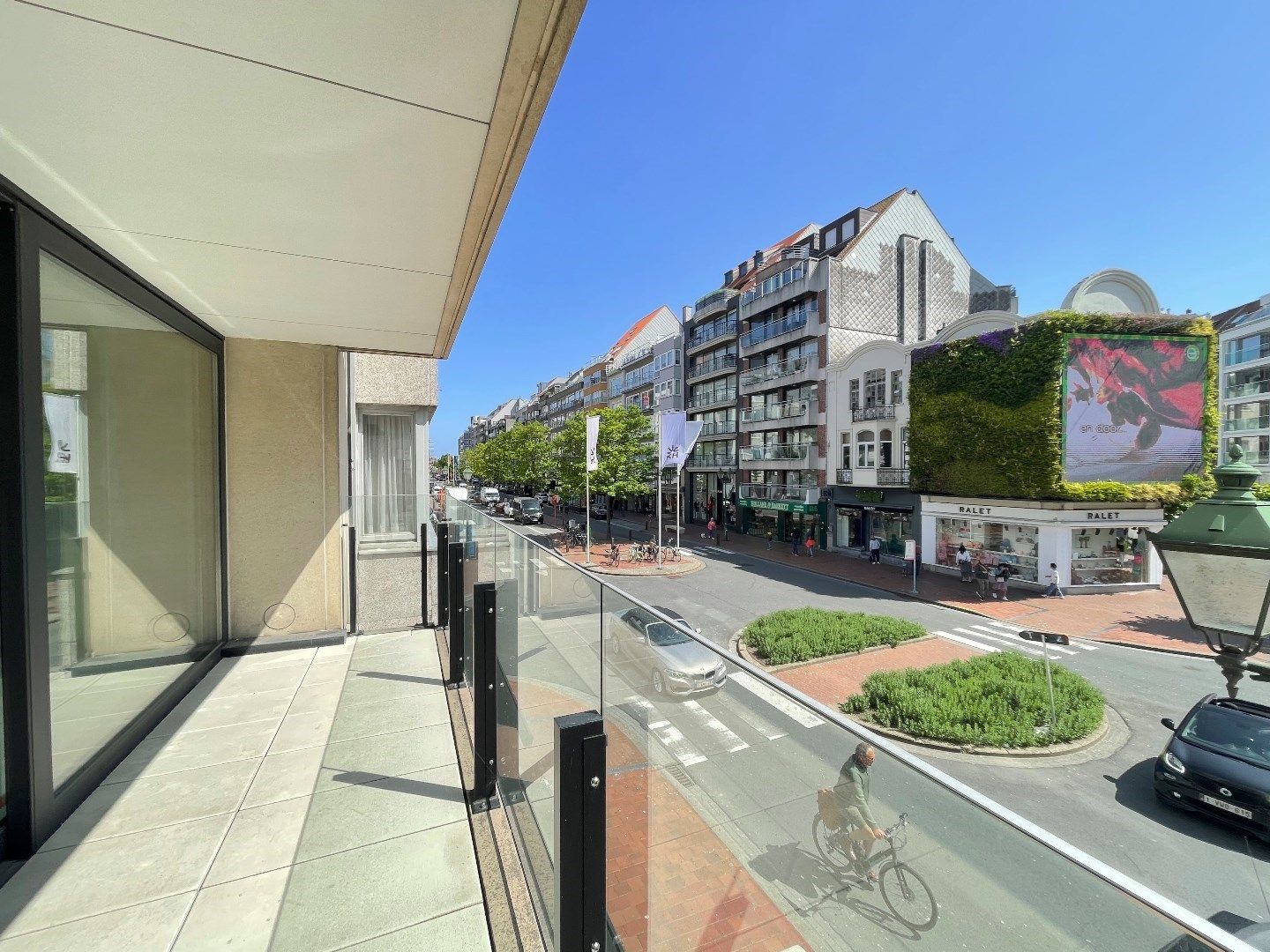 ()=>{if(producerUpdateValueVersion(node),producerAccessed(node),node.value===ERRORED)throw node.error;return node.value} 8300 Knokke
