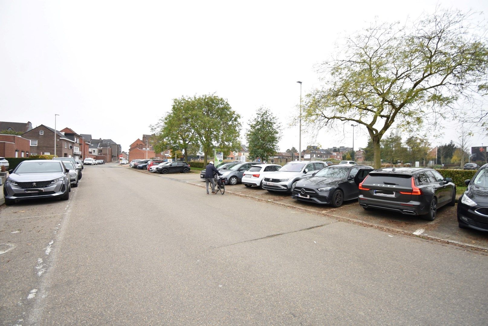 Knap gerenoveerde rijwoning met drie slaapkamers en onderhoudsvriendelijke tuin in centrum Sint-Truiden foto 41