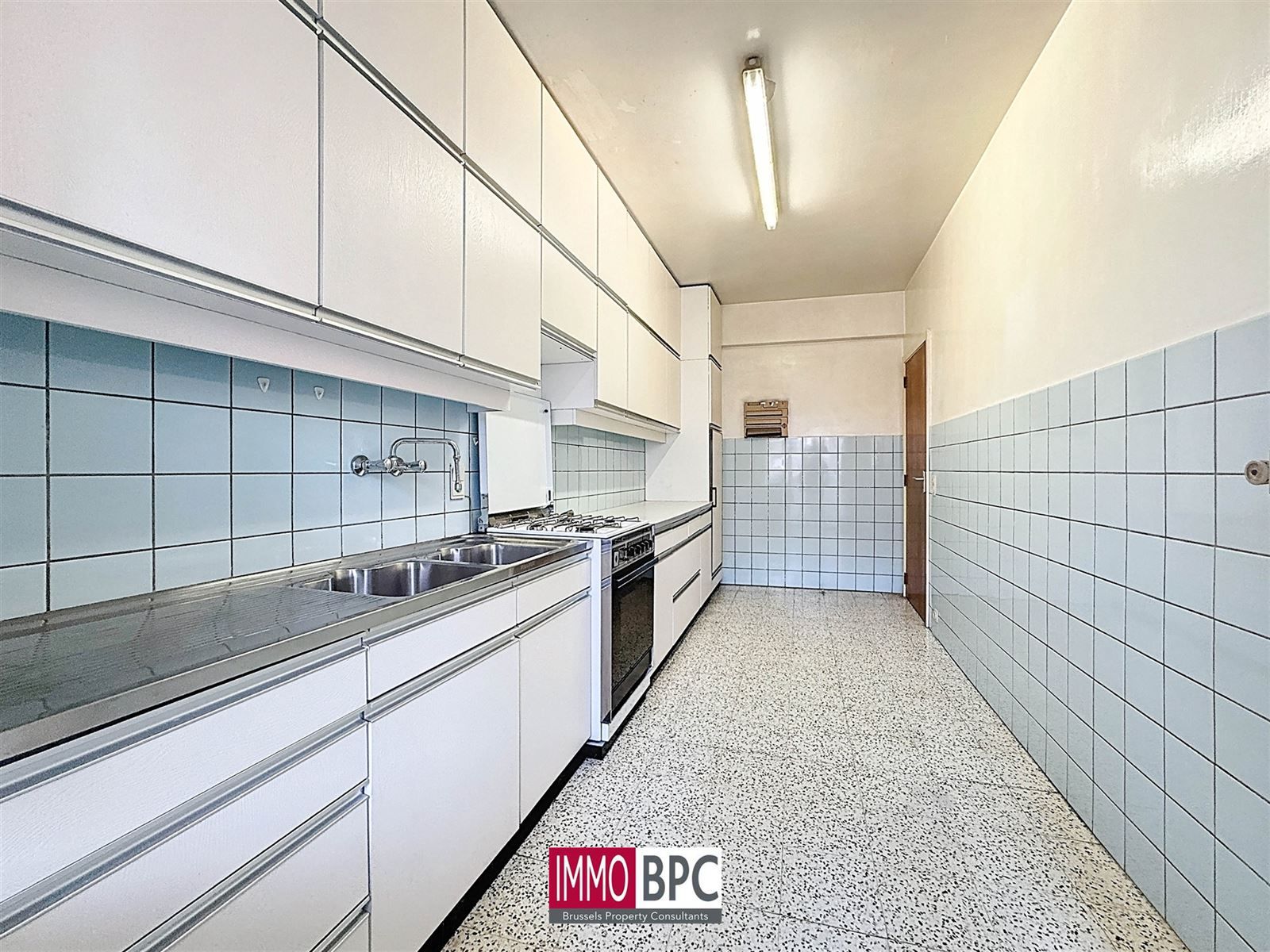 APPARTEMENT MET 3 SLAAPKAMERS, TERRAS EN  MOGELIJKHEID TOT AANKOOP GARAGE  foto 5