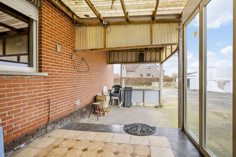 Woning met veel mogelijkheden op 15are 82ca foto 16