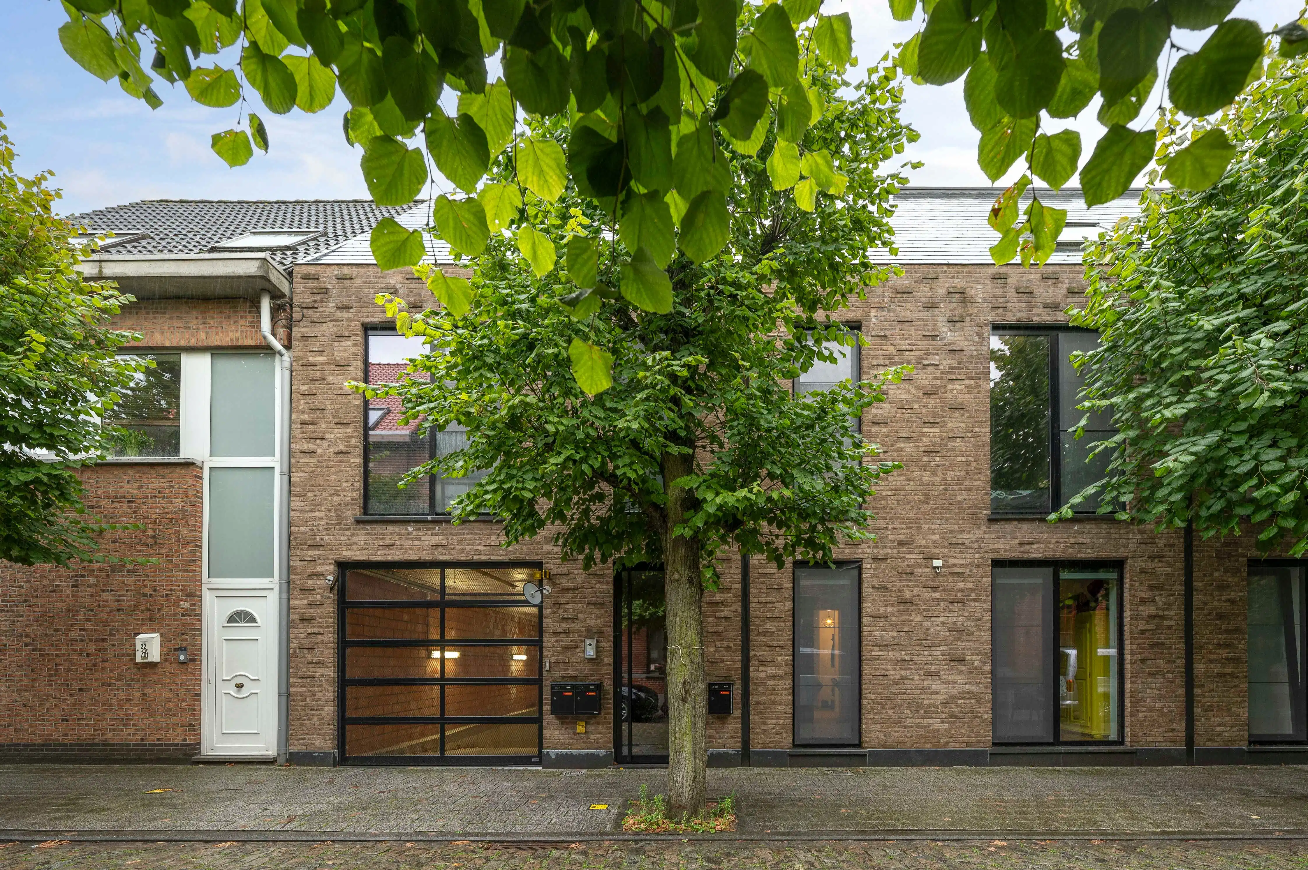 Ondergrondse staanplaats in Mariaburg-Ekeren te koop! foto 2