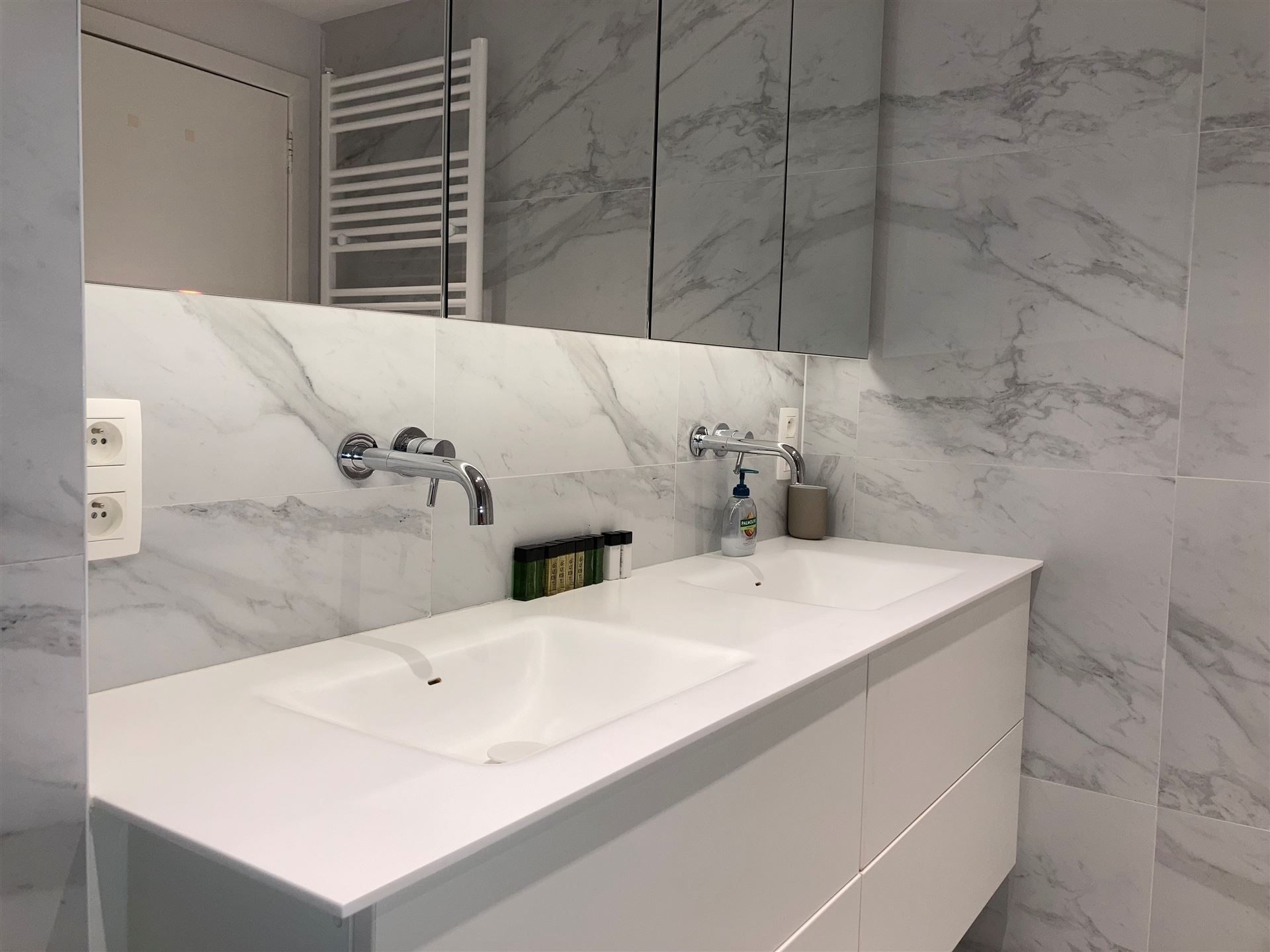Luxueus 3SK gemeubileerd appartement - Europese wijk foto 12