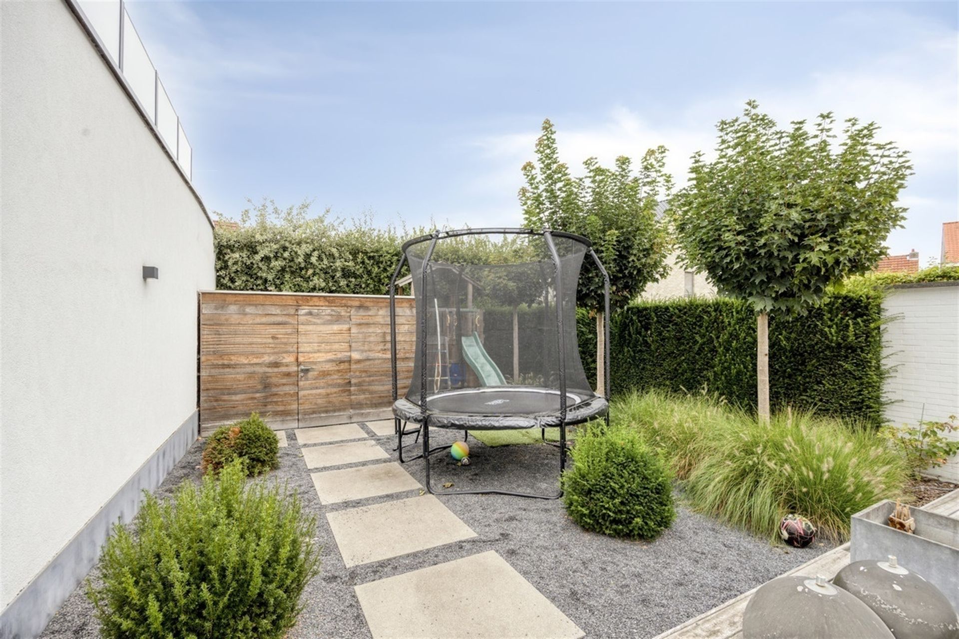 VERKOCHT BINNEN DE WEEK !!!!!    3-slaapkamerwoning in hartje Liedekerk foto 28