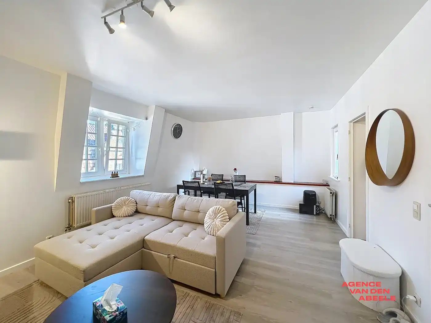 Zeer mooi instapklaar appartement met 1 slaapkamer en terras  foto 2