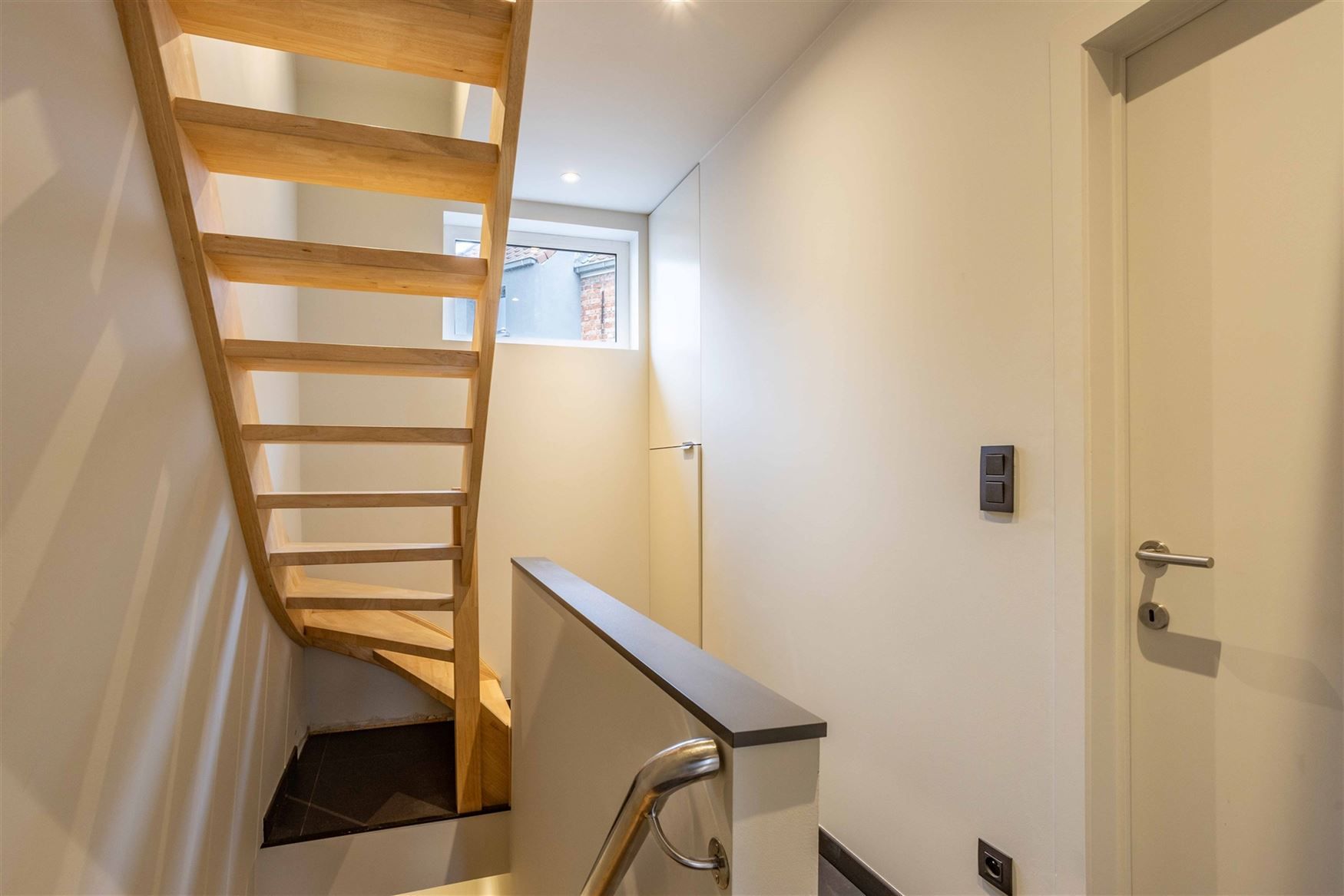 Instapklare woning in hartje Eeklo. foto 14