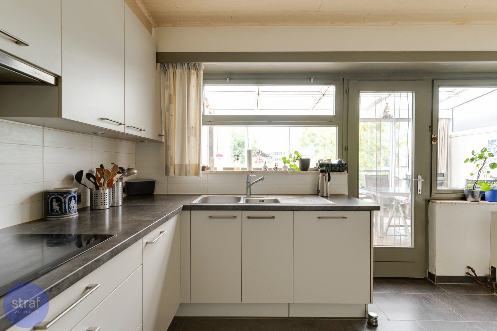 Toffe bel-etage met 3 slaapkamers, zonnepanelen en thuisbatterij foto 9