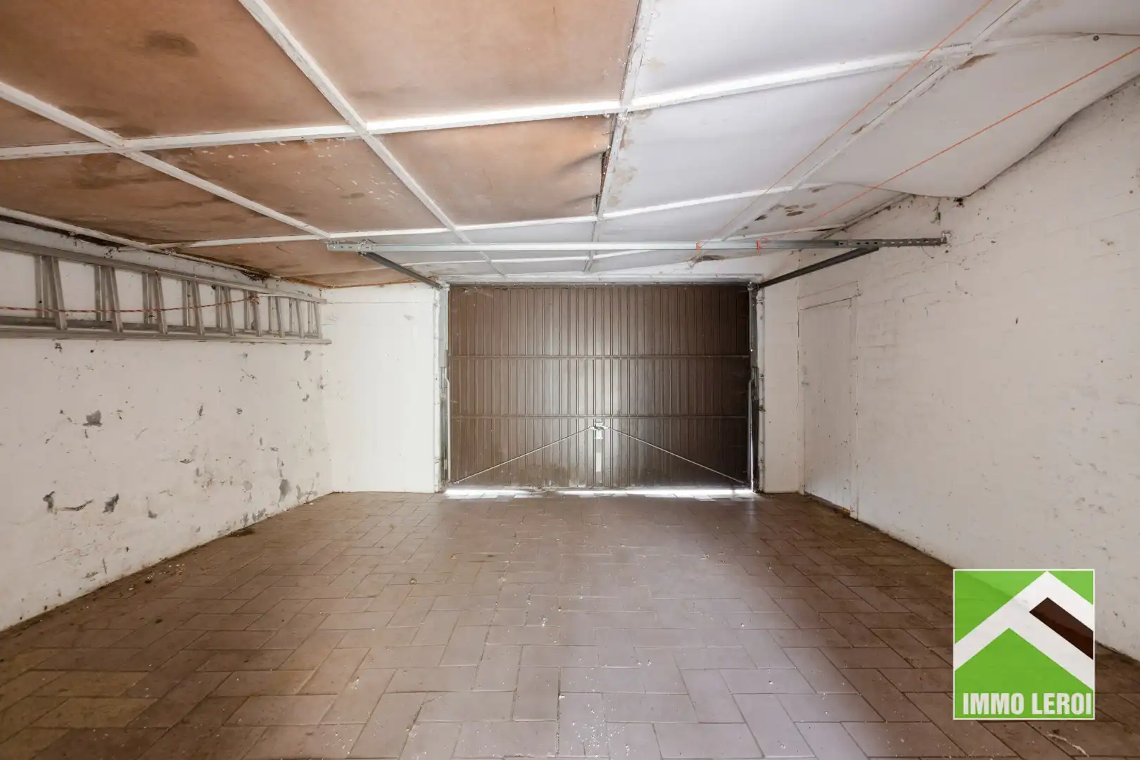 Landelijk gelegen woning met grote veranda en ruime tuin foto 24