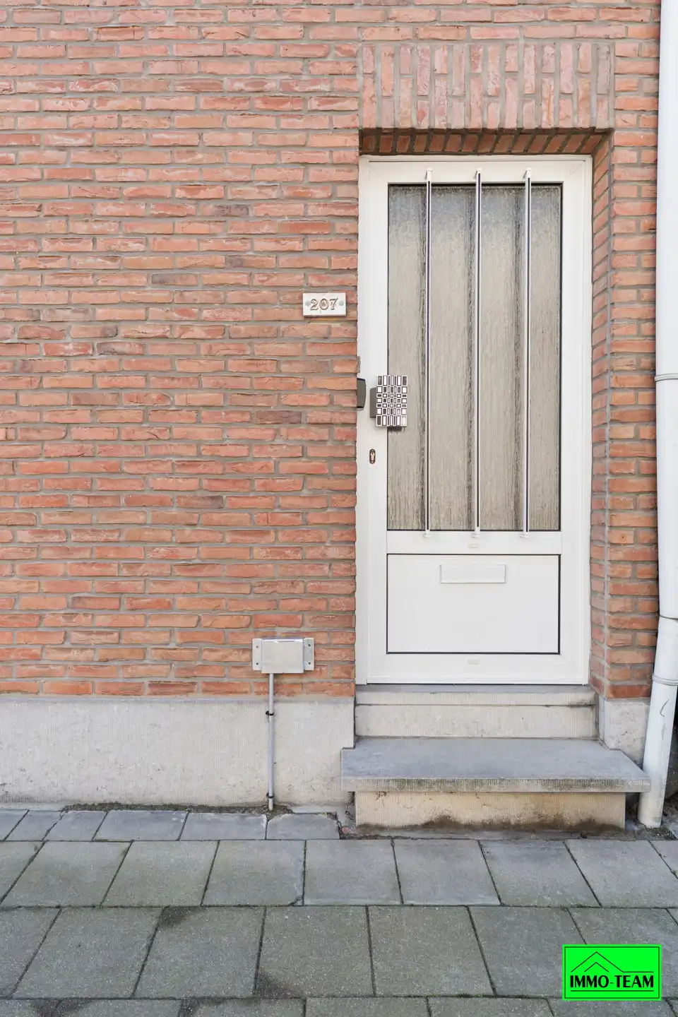 Gezellige 2-gevelwoning nabij centrum Aalst (asbestveilig!) foto 2
