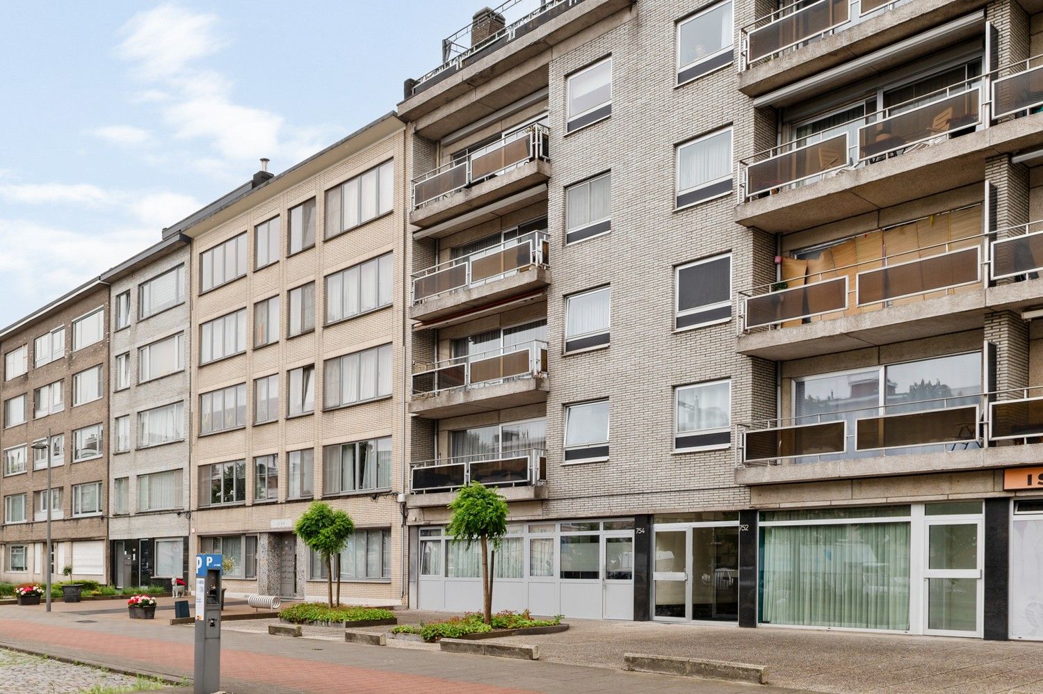 Ruim gelijkvloers appartement met 3 slaapkamers en terras in Deurne! foto 18