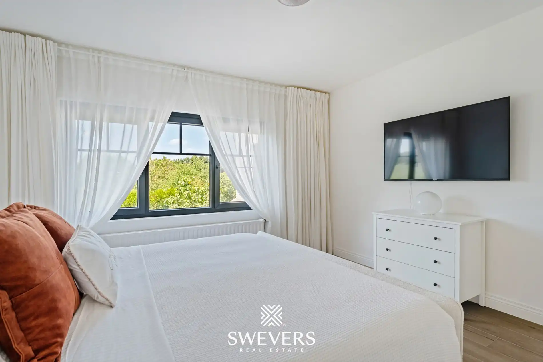 Prachtig gerenoveerde woning met 3 slaapkamers foto 20