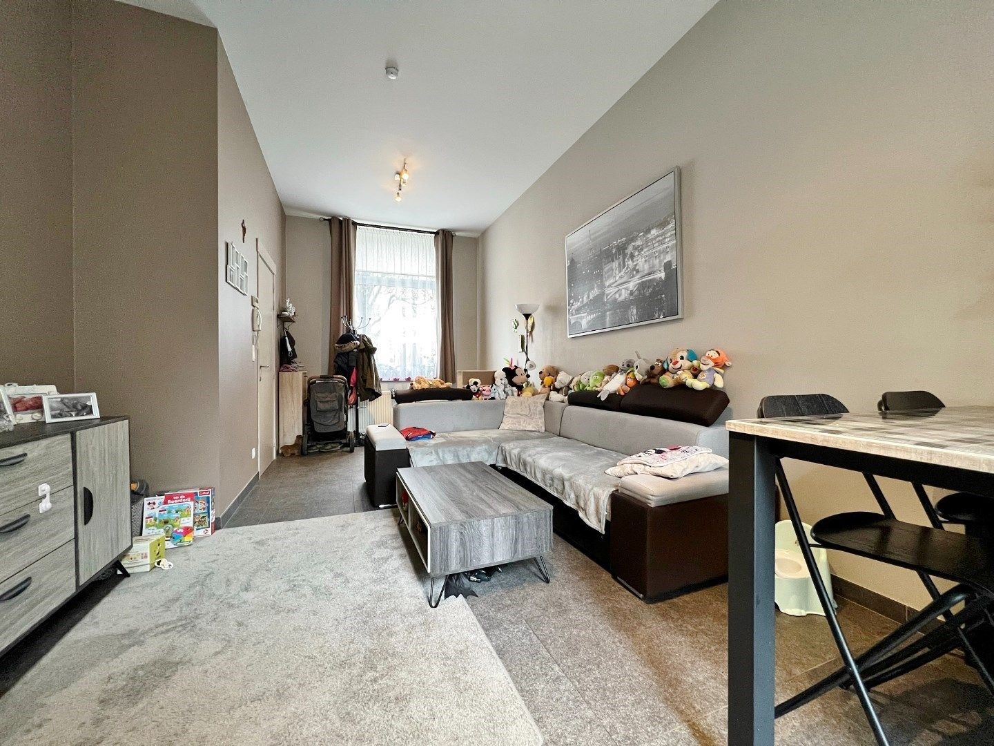 Gelijkvloers appartement met gezellige koer in het centrum van Ieper foto 2