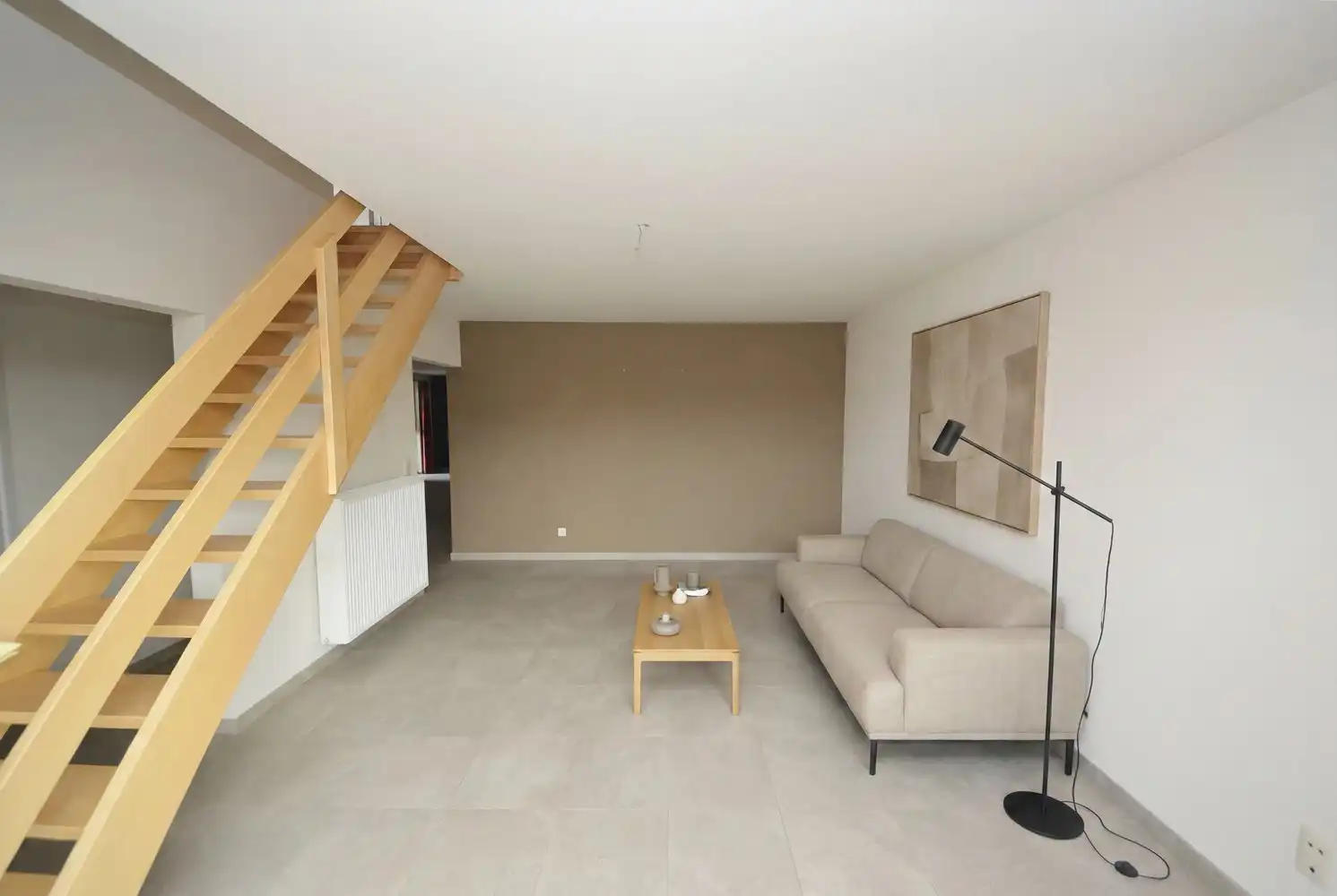 RUIM DUPLEX APP.135 m² MET TERRAS + VERPLICHT AAN TE KOPEN ONDERGRONDSE GARAGEBOX foto 3