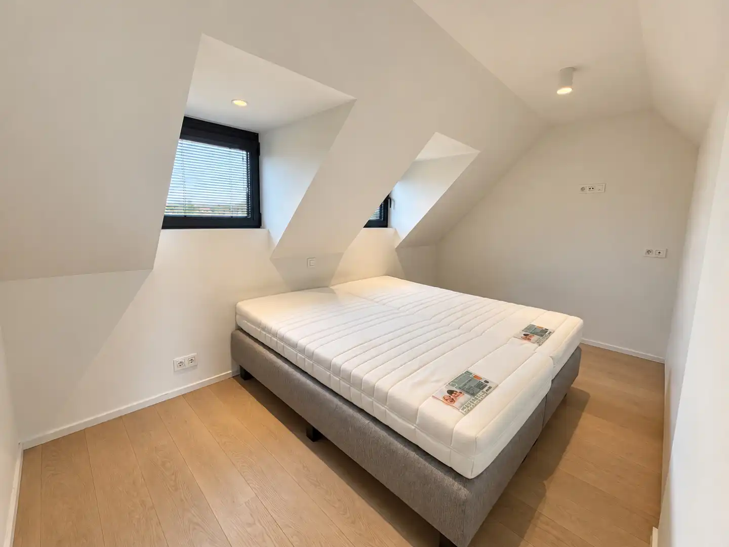 Recente duplex met ruime zonnige terrassen foto 4