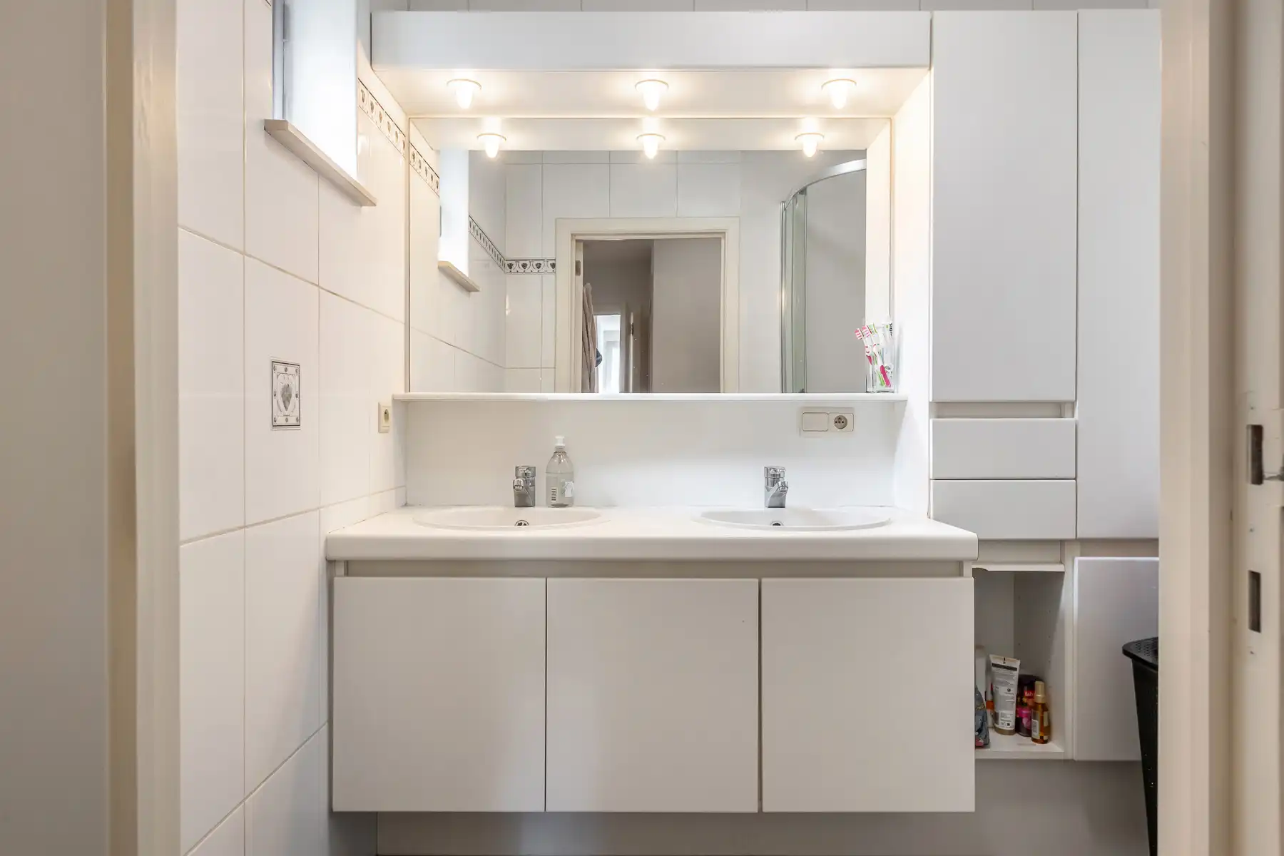 Energiezuinig appartement met 2 slaapkmers & autostaanplaats foto 19