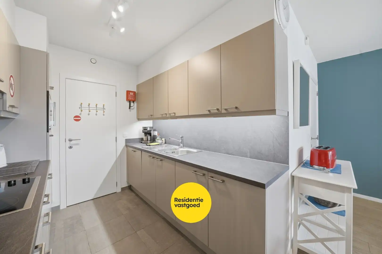 Instapklaar appartement met groot terras in Bredene - vlak bij de zee foto 14