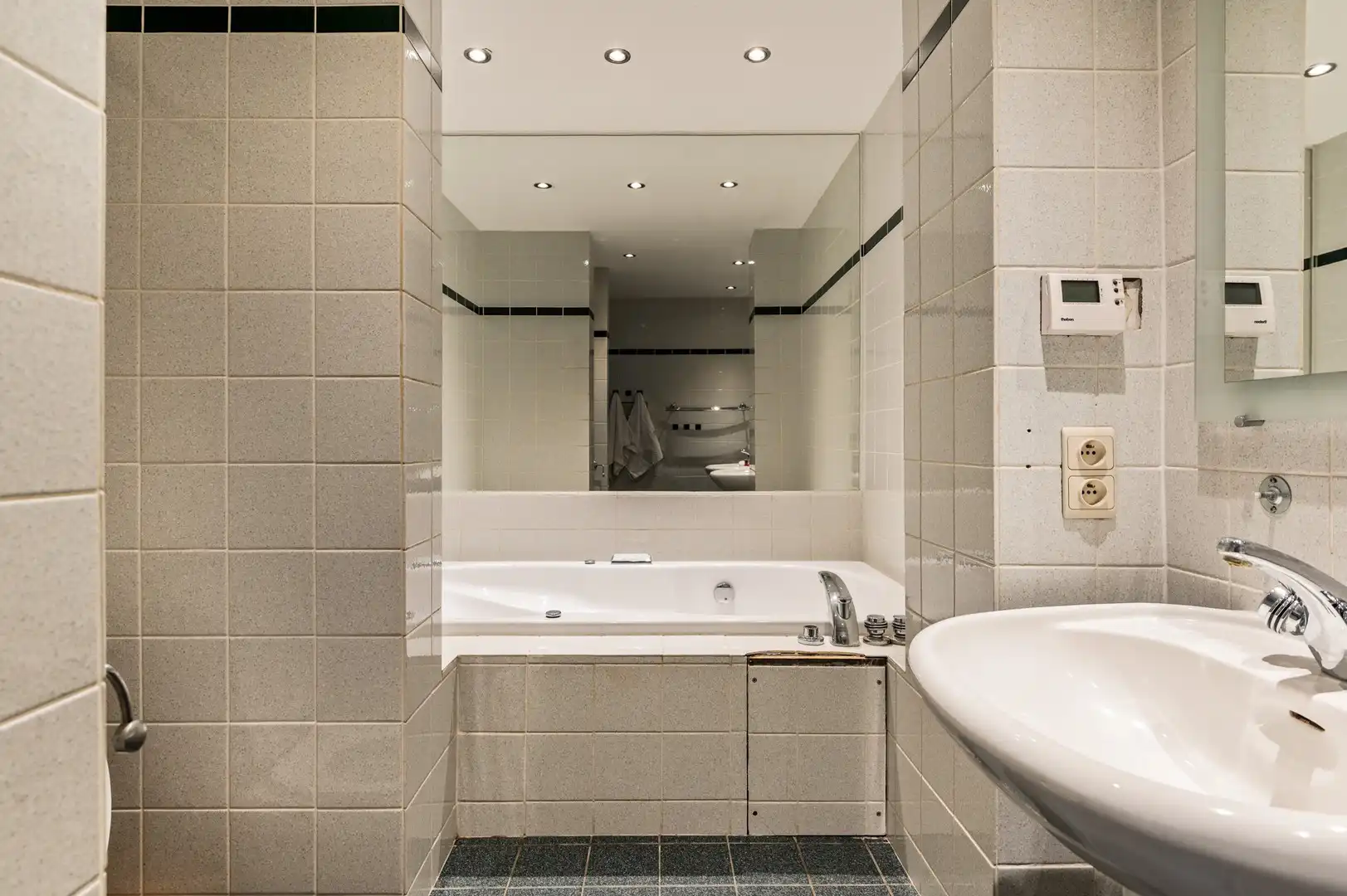 Lichtrijke 4slpk-woning met tuin en polyvalente ruimte foto 15