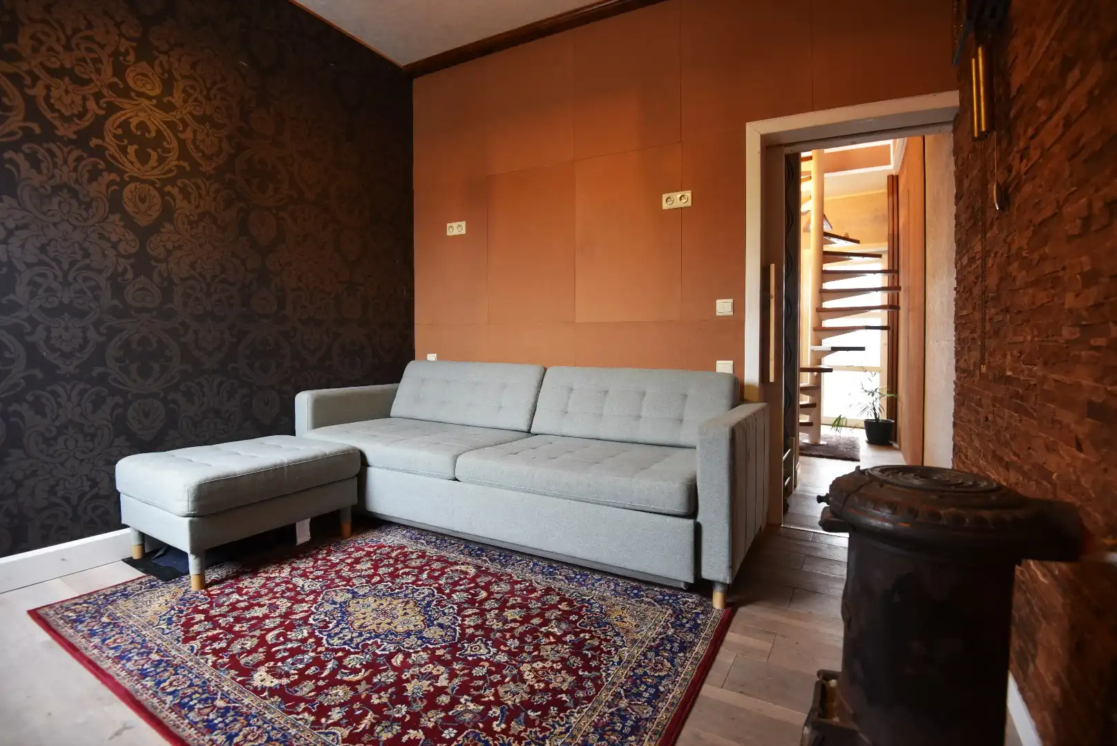 Rijwoning met zonnige tuin nabij centrum Maldegem. foto 7