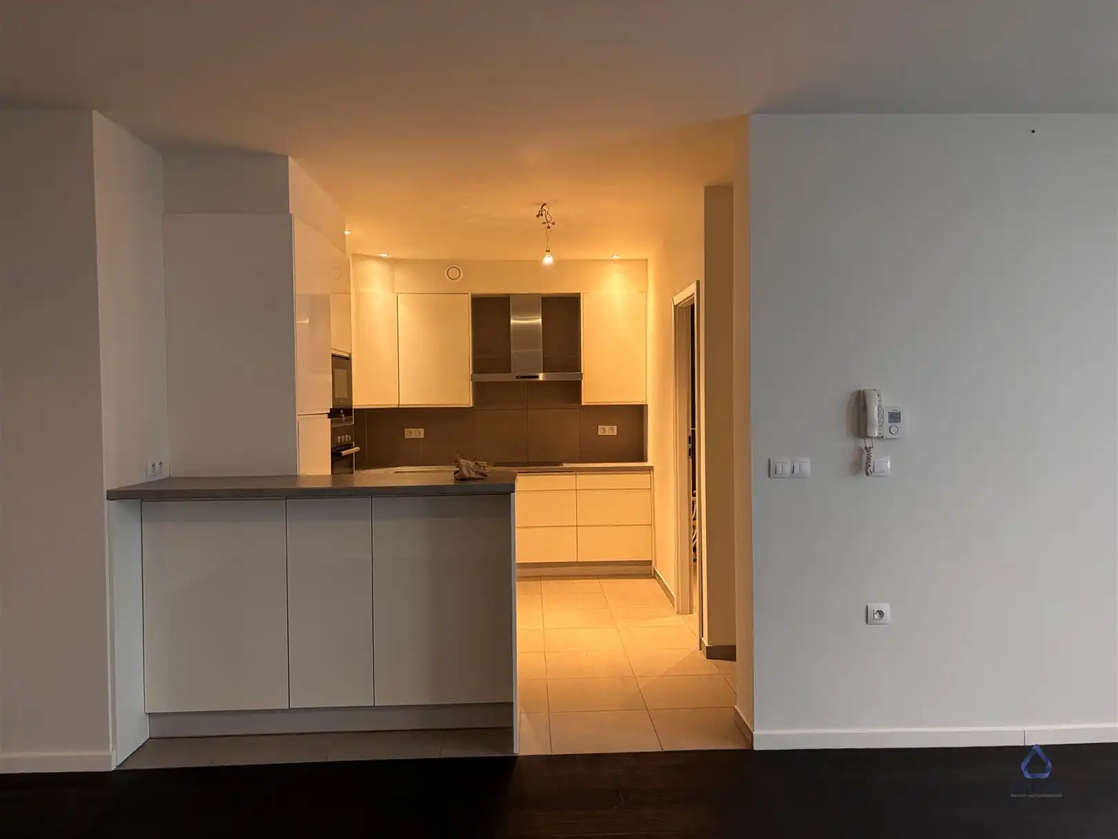 Appartement met garage in de gezellige Arendwijk te Aalst foto 8