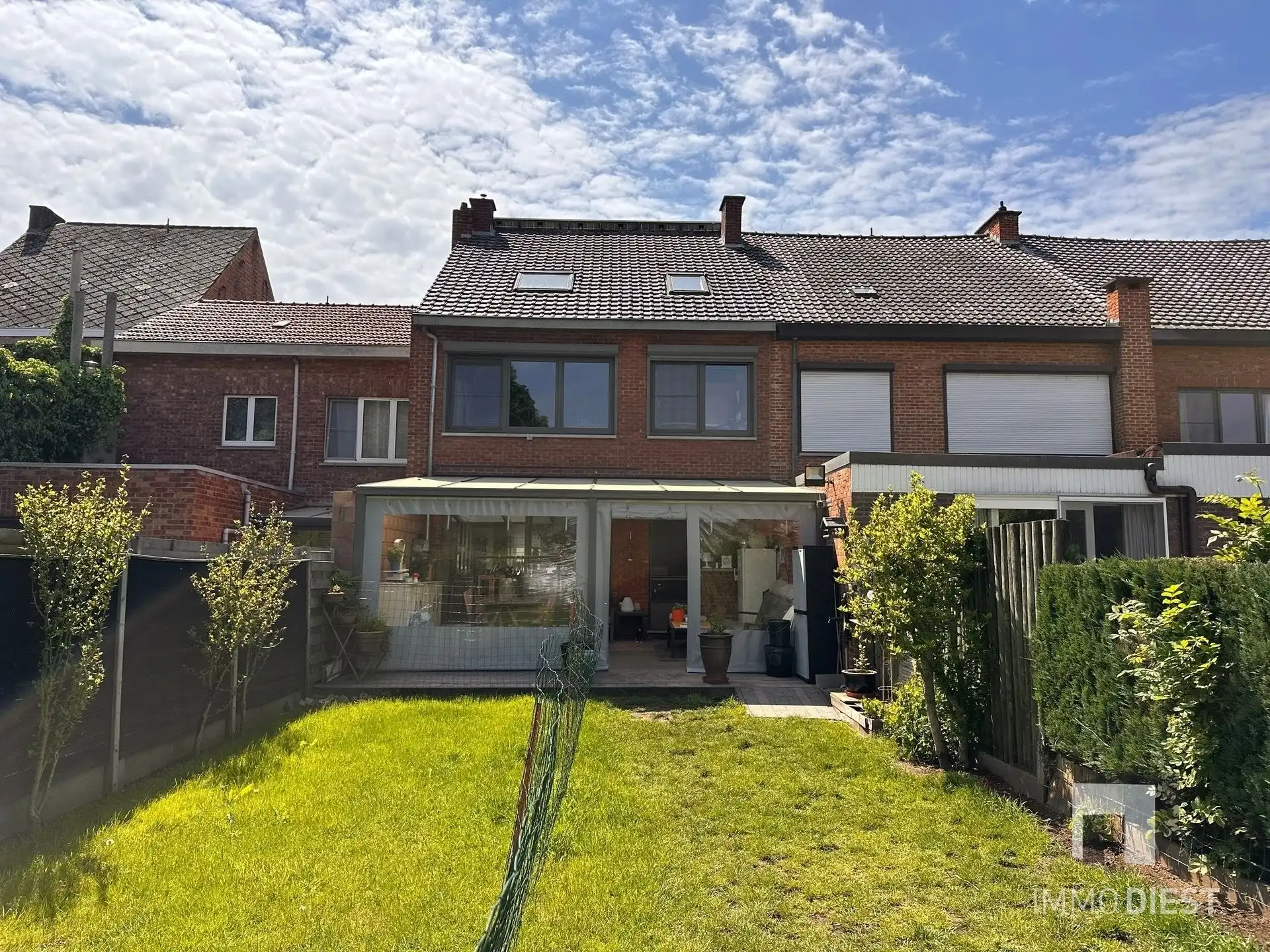 Zonnige woning met 3 slpks, garage en tuin foto 35