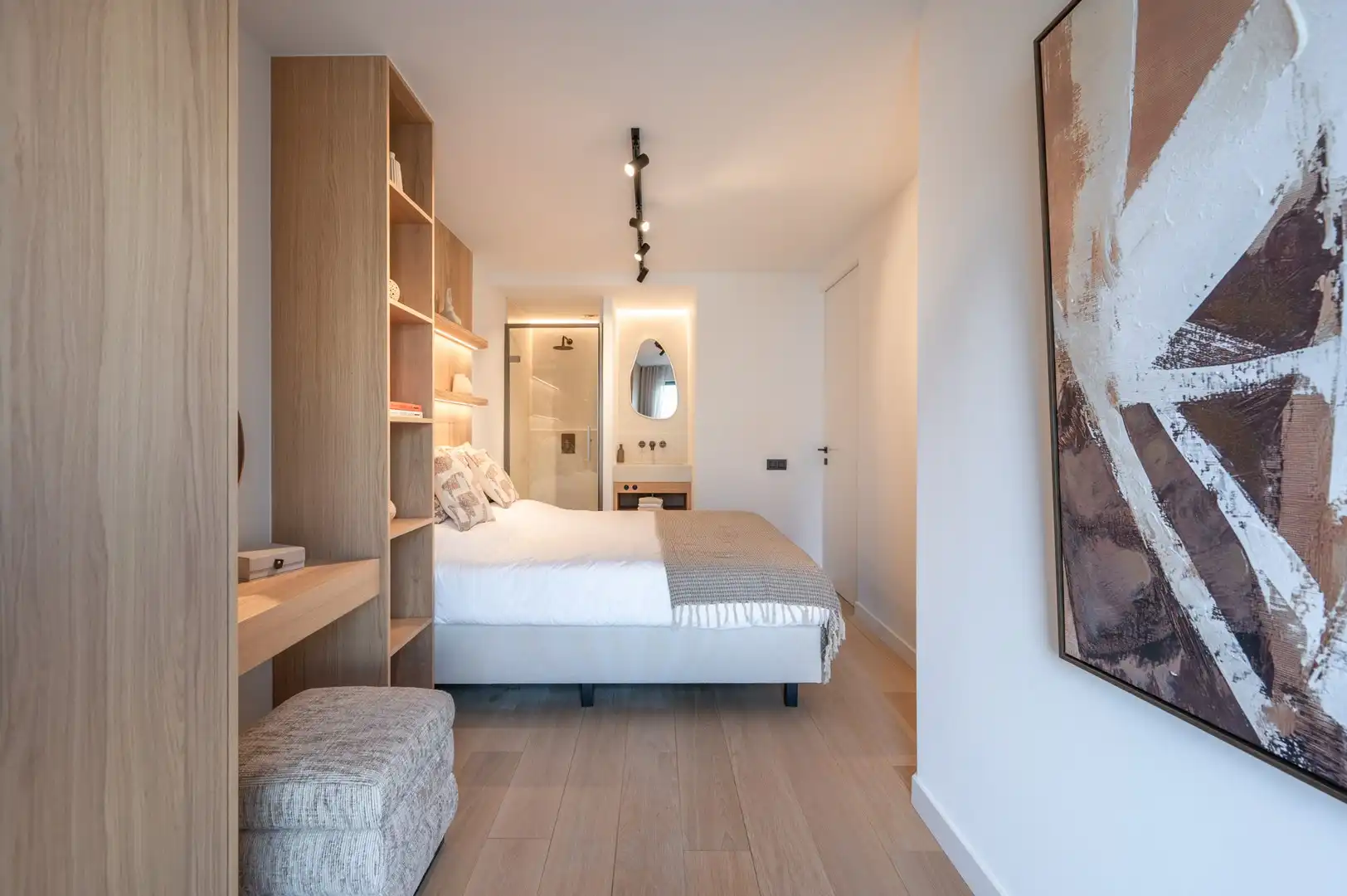 Prachtig en lichtrijk appartement op enkele stappen van de Dumortierlaan. foto 13