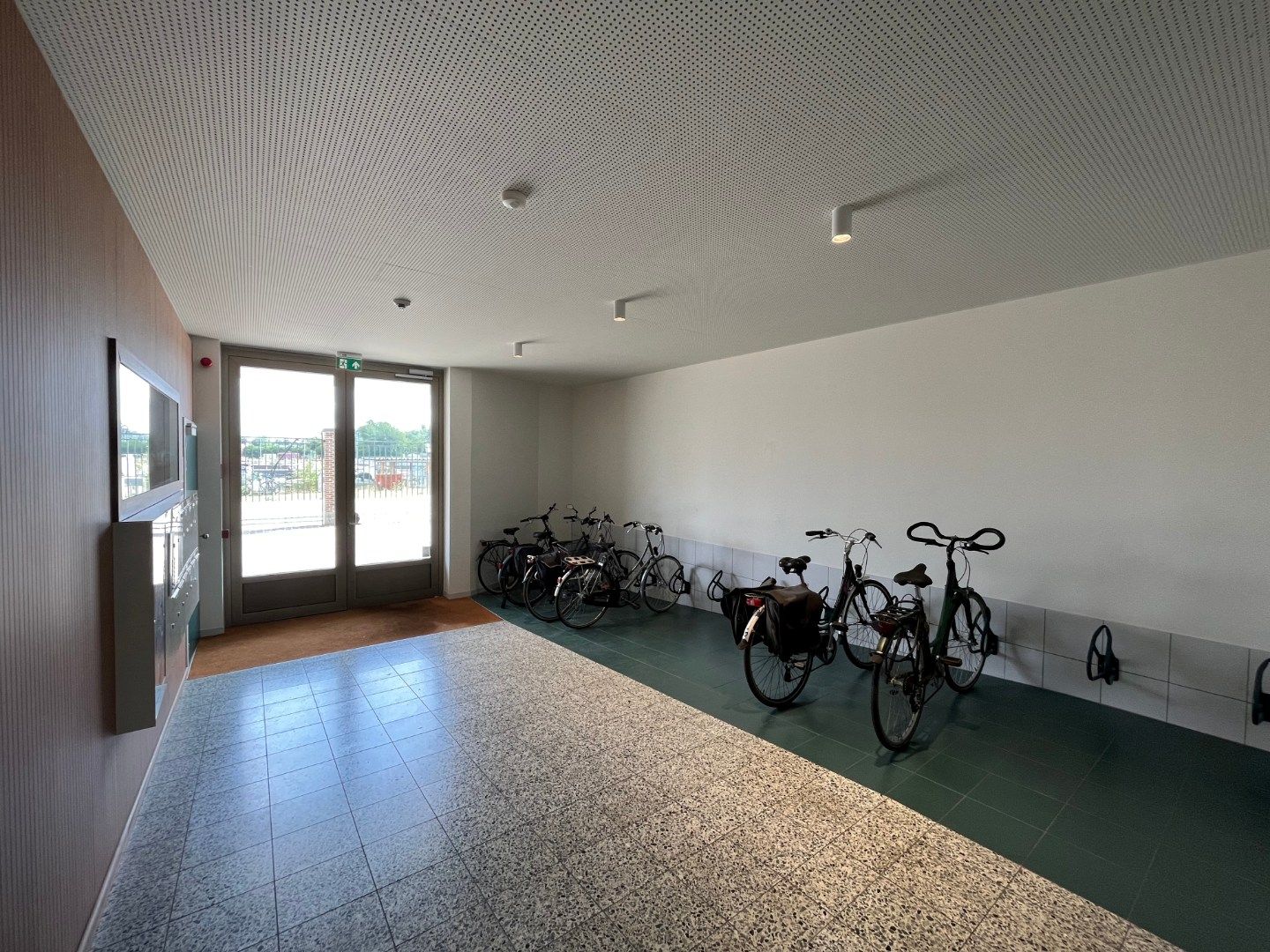 Stijlvol nieuwbouwappartement met uniek zicht – Gentse Dokken foto 18