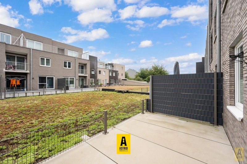 Instapklaar gelijkvloers appartement met terras aan Spuikom! foto 5