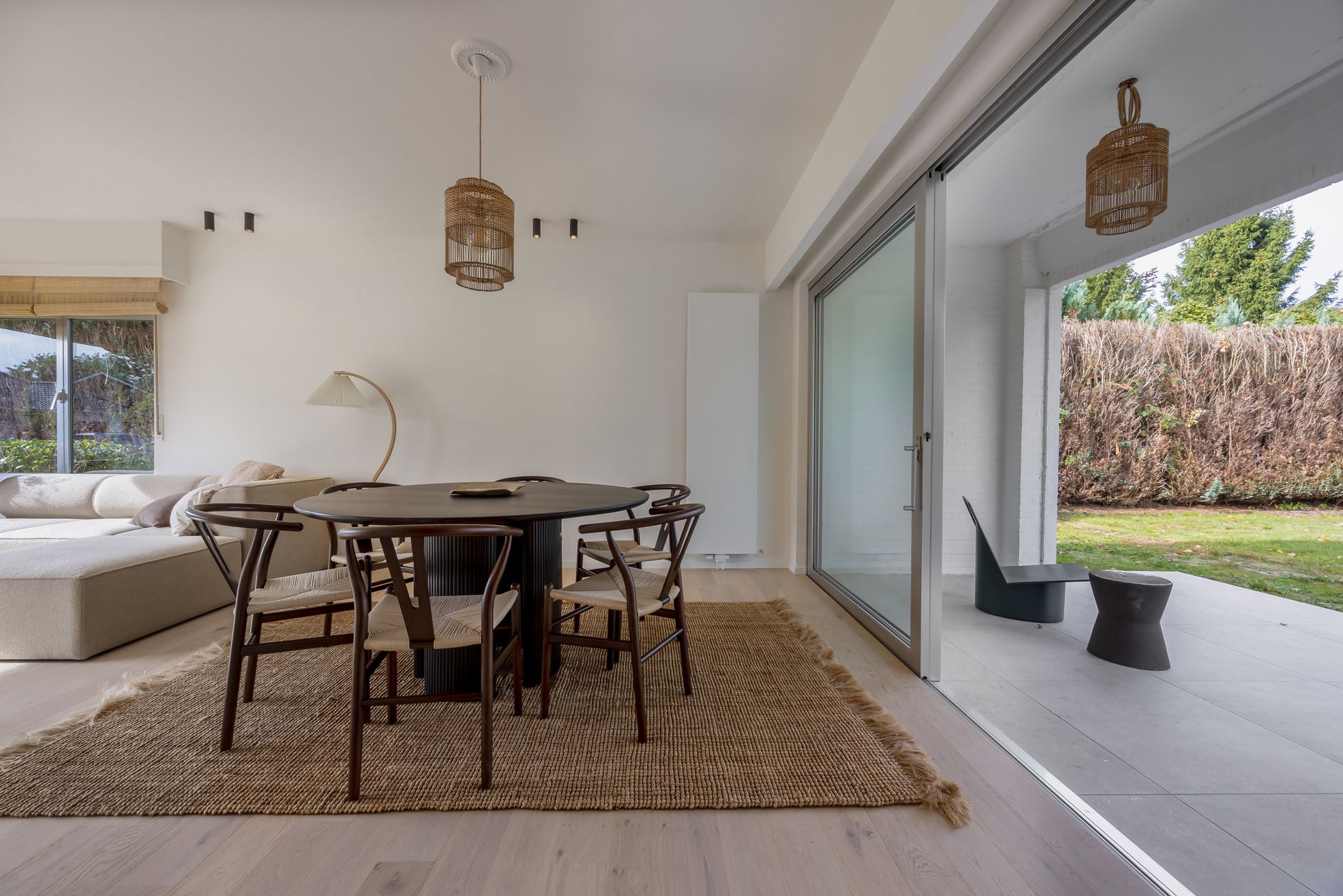 Stijlvol gerenoveerde woning in charmante Bloemenwijk foto 12