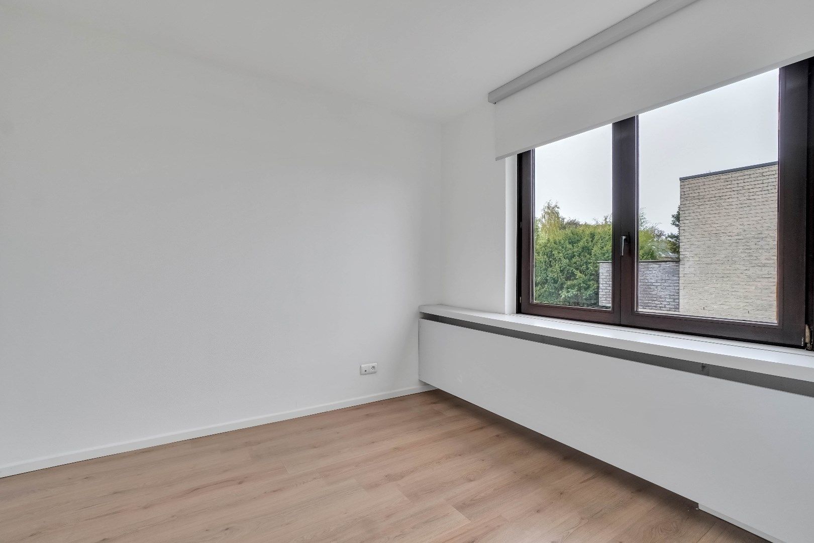 IN OPTIE ! GEZINSWONING MET EEN BEWOONBARE OPP. VAN 198 M² OP EEN MOOI PERCEEL AAN DE MAAS ! foto 17