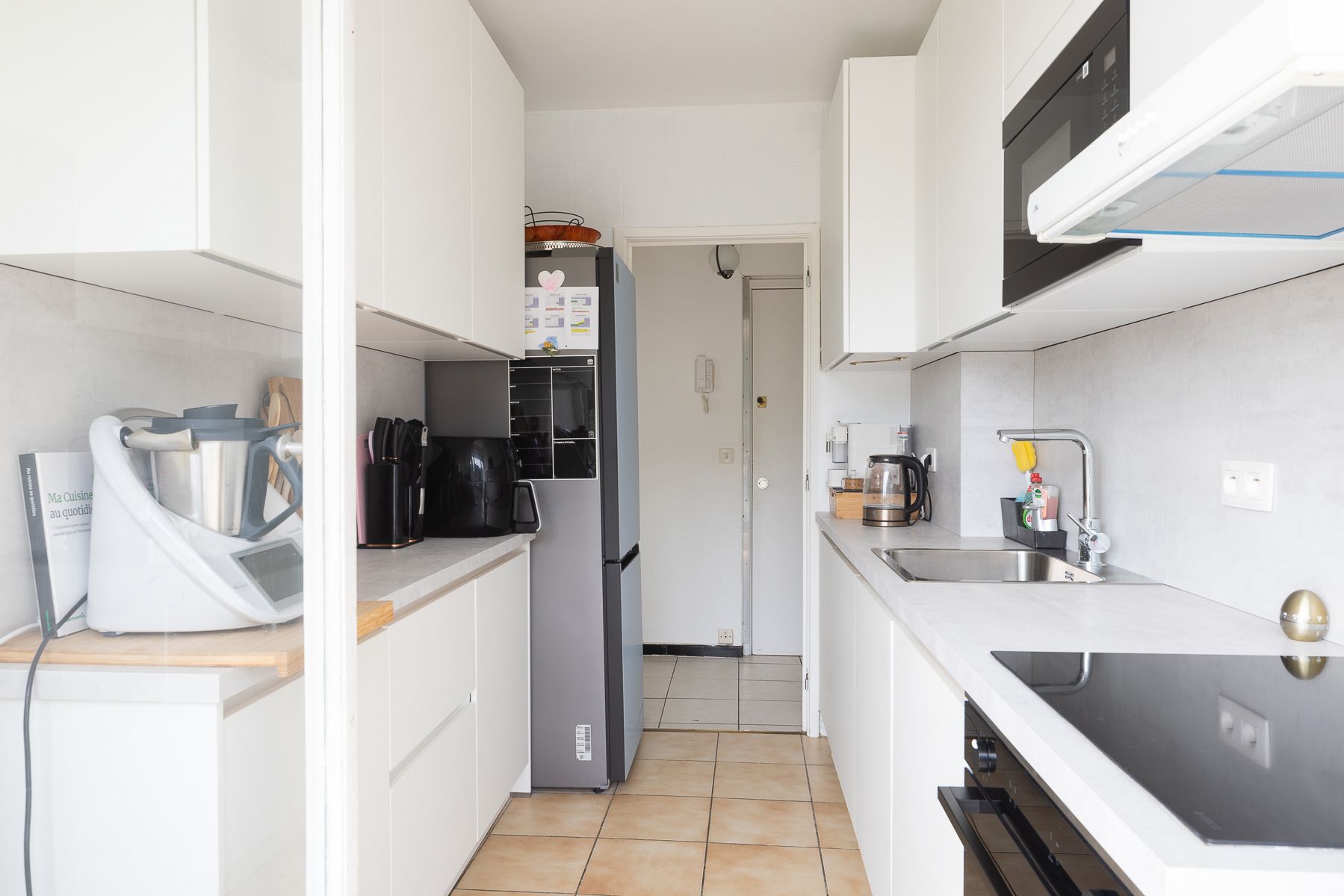 Instapklaar appartement met terras  foto 8