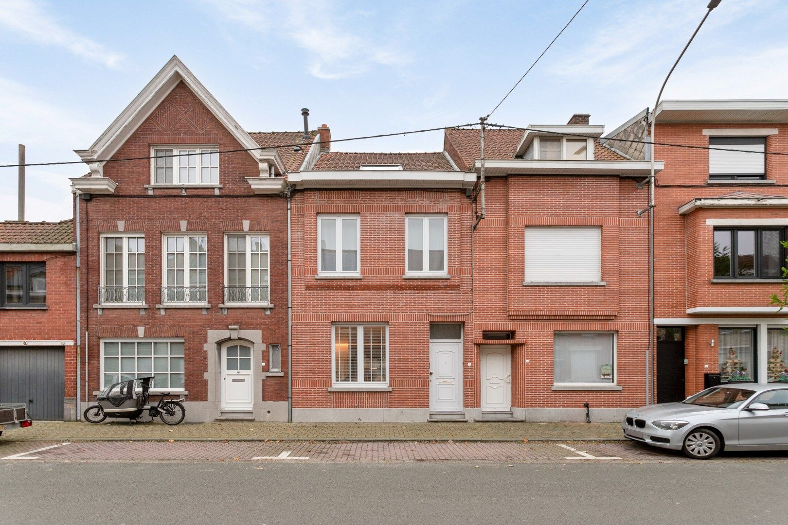 Prachtig gerenoveerde woning met 3 slaapkamers en tuin! foto {{pictureIndex}}