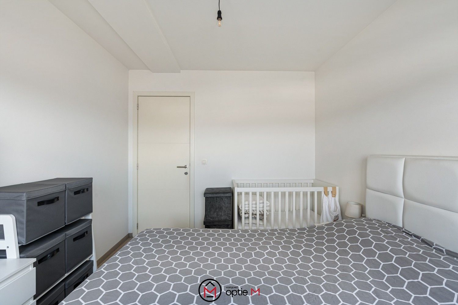 Instapklaar appartement met parking en terras foto 10