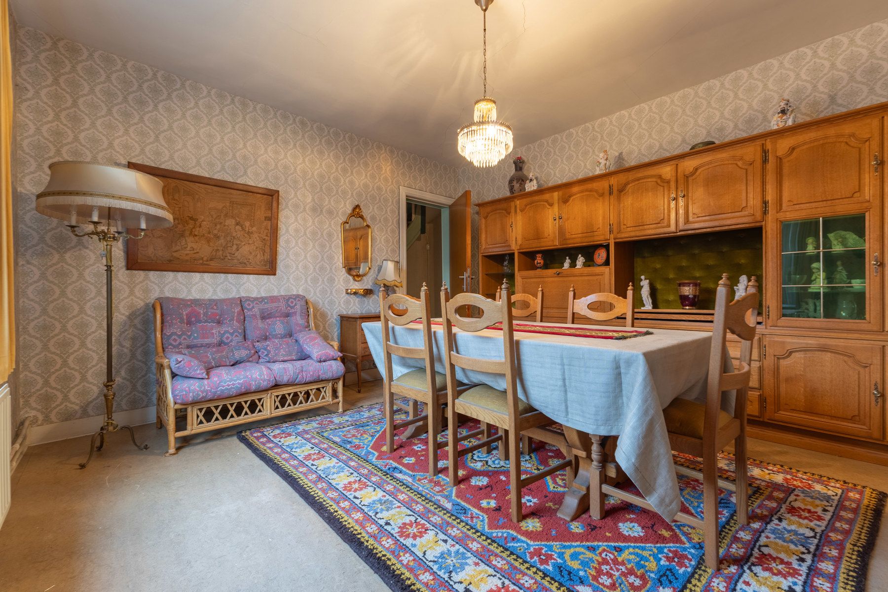 Gunstig gelegen woning met 6 slaapkamers, tuin en garage foto 12