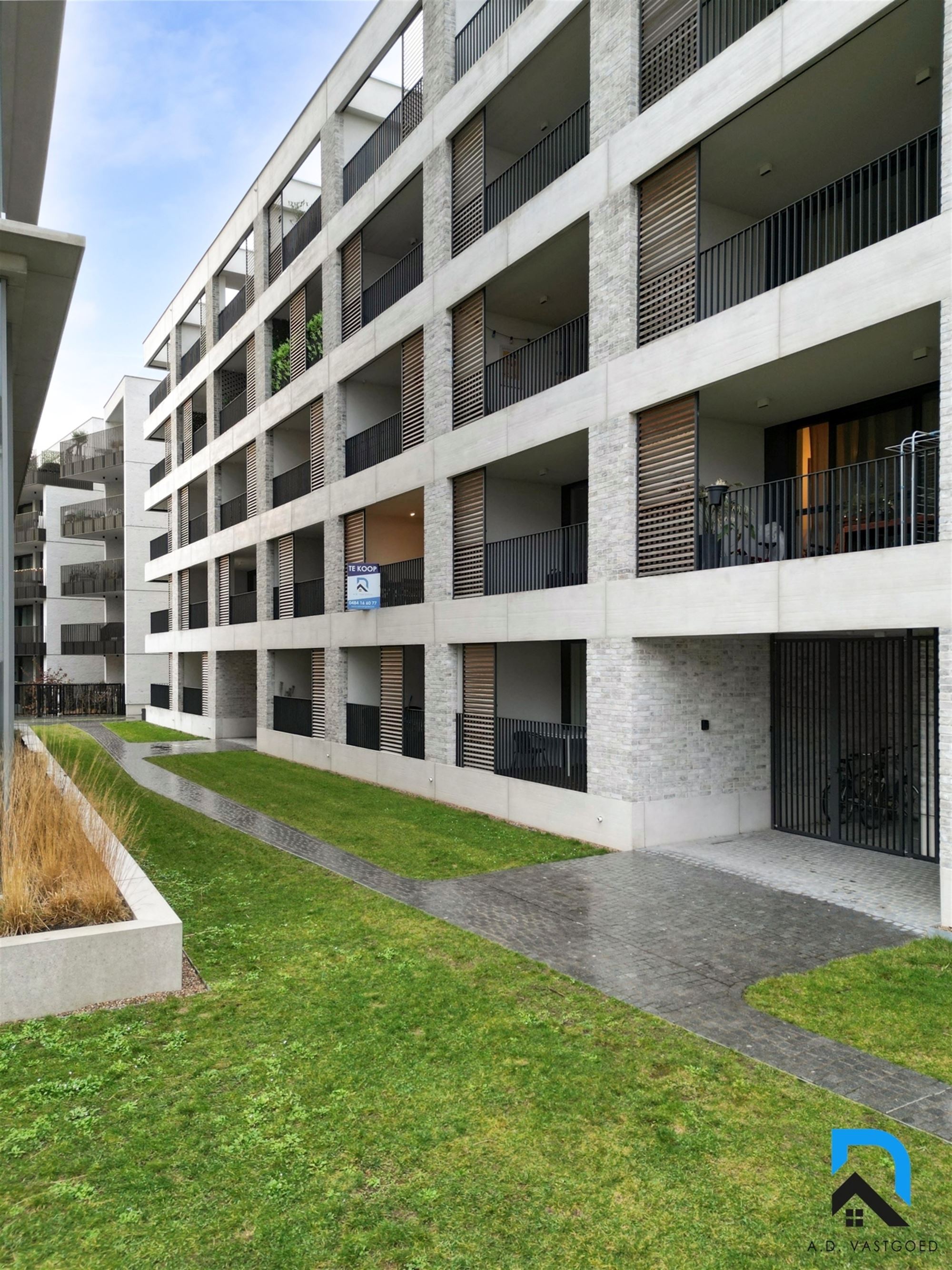Appartement met 3 slaapkamers op toplocatie in Hasselt foto {{pictureIndex}}