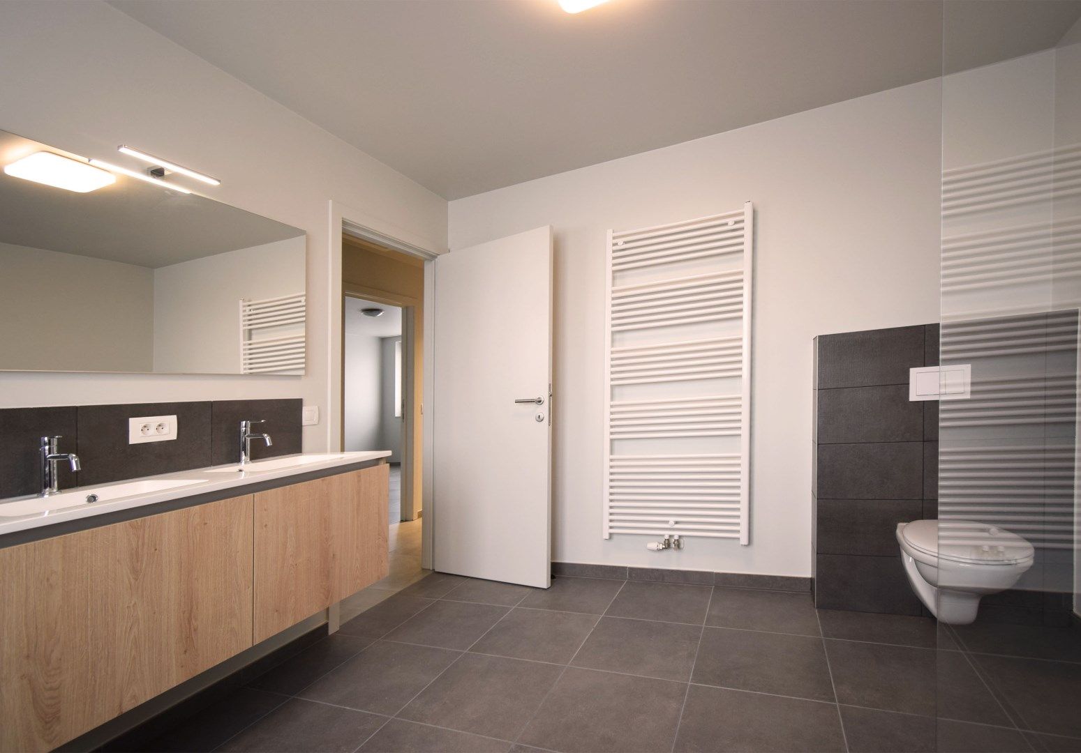 INSTAPKLARE RIJWONING IN CENTRUM LANGEMARK foto 8
