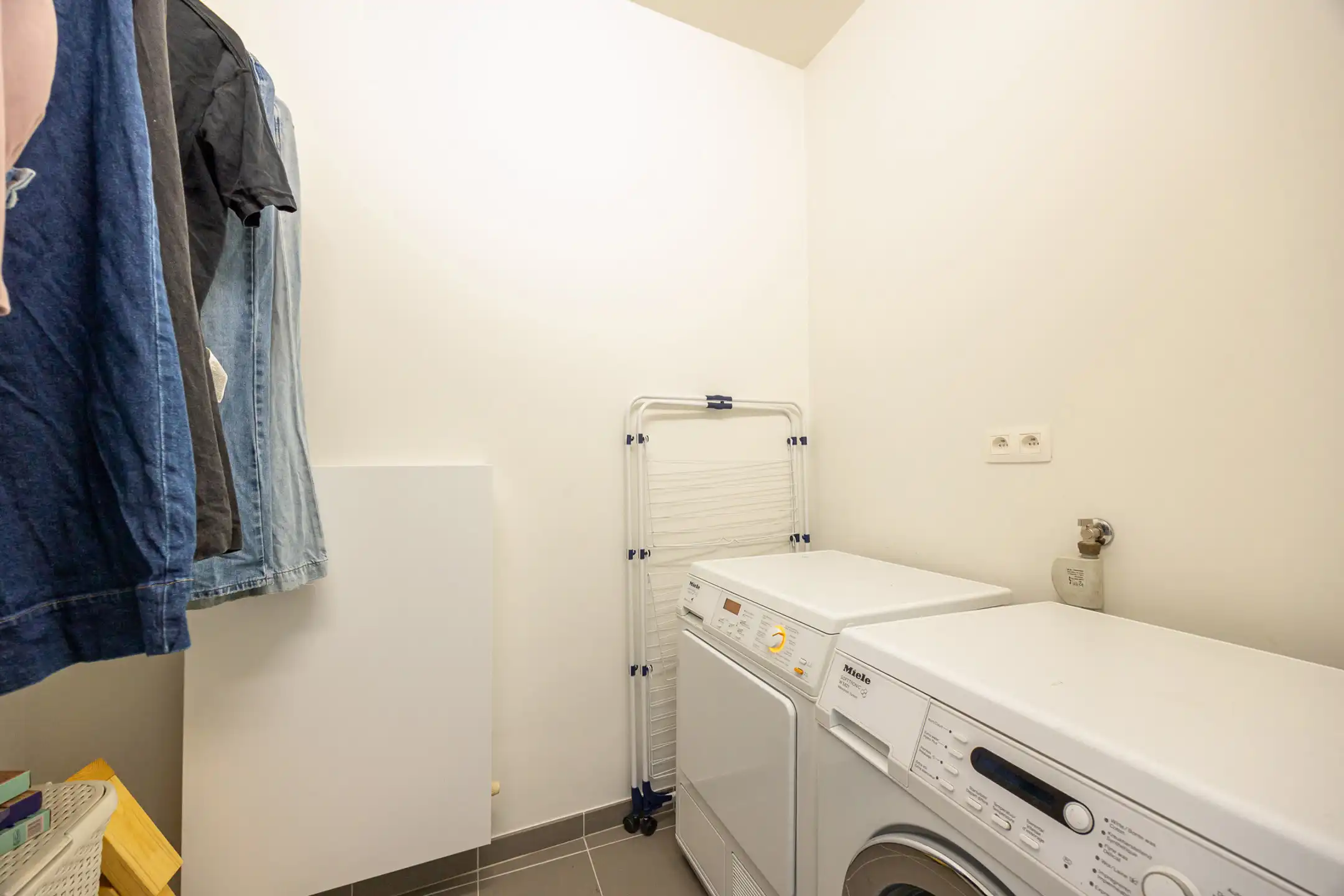 Duplex appartement met twee slaapkamers en tuin foto 17