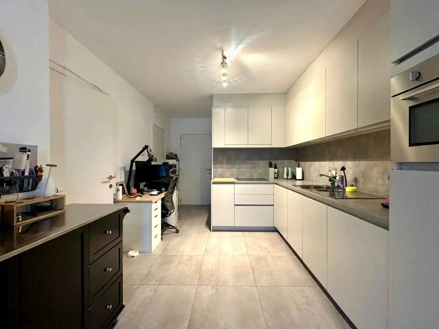 Gezellig gelijkvloers appartement met tuintje foto 2