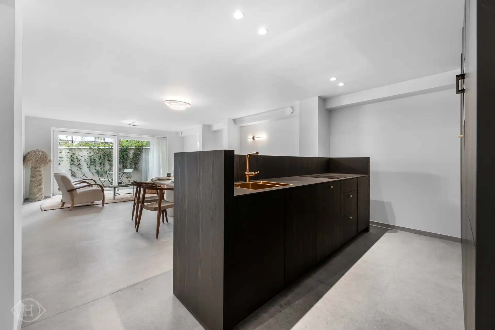 Luxueus appartement met terras op Bondgenotenlaan foto 2
