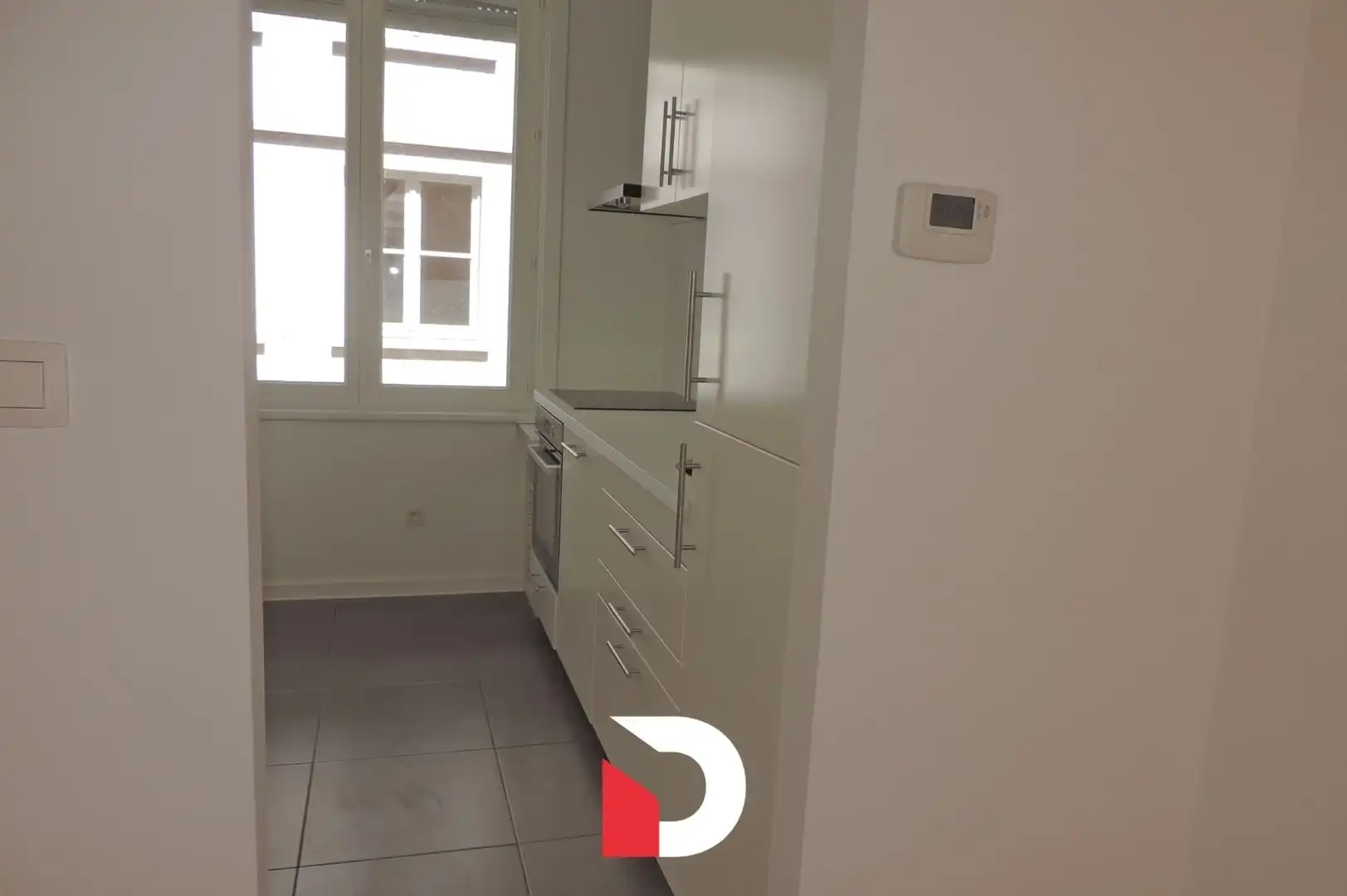 Gerenoveerde rijwoning met 2 slk's in centrum Brugge foto 4