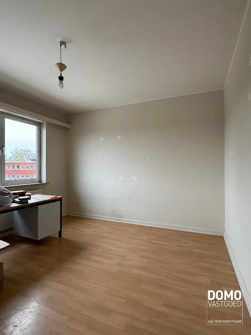 RUIM APPARTEMENT MET 2 SLAAPKAMERS IN HET CENTRUM VAN BERINGEN foto 4