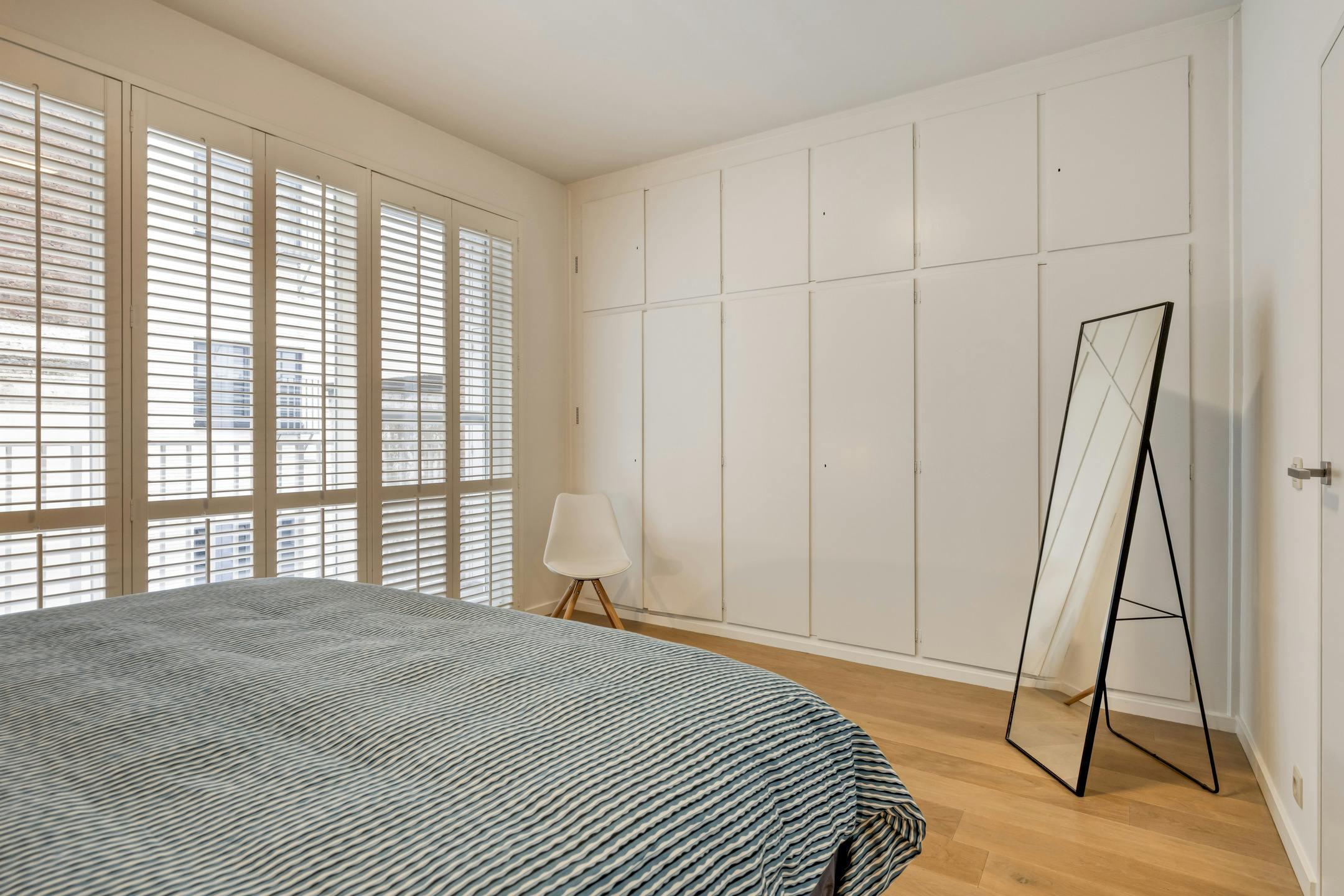 Gerenoveerd appartement te koop in Antwerpen centrum foto 15