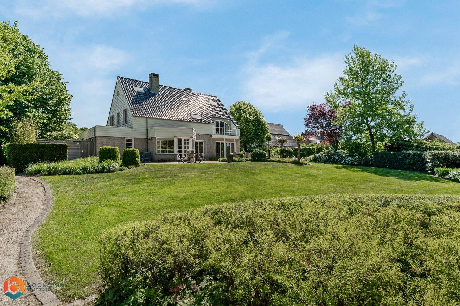 Villa met 4 slpkrs en prachtige tuin op perceel van 3.178 m² te Aarschot foto 2