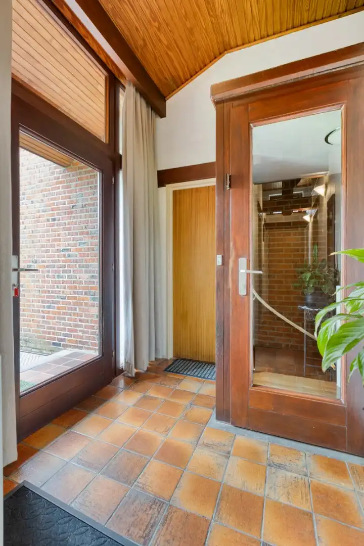 Ruime open bebouwing met zalige tuin in Tongeren-Borgloon foto 5