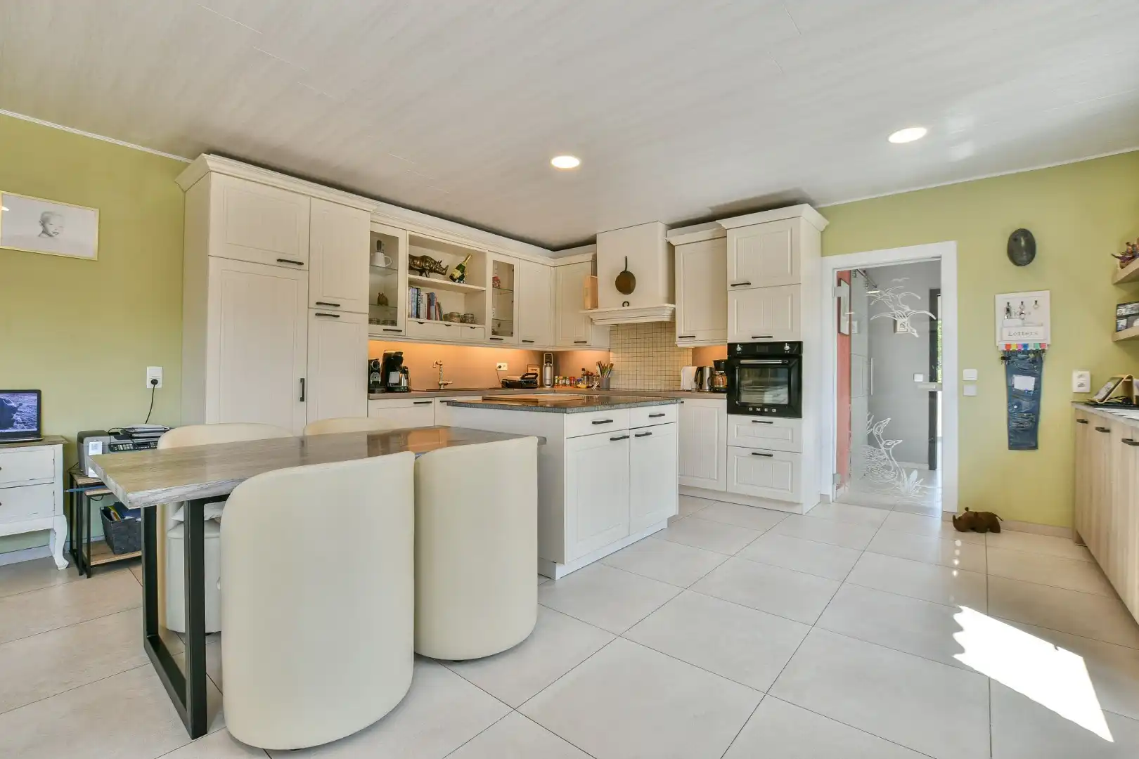 Instapklare woning op toplocatie in rustige woonwijk te Harendijke, Wenduine! foto 11