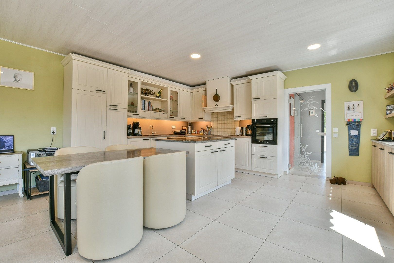 Instapklare woning op toplocatie in rustige woonwijk te Harendijke, Wenduine! foto 11