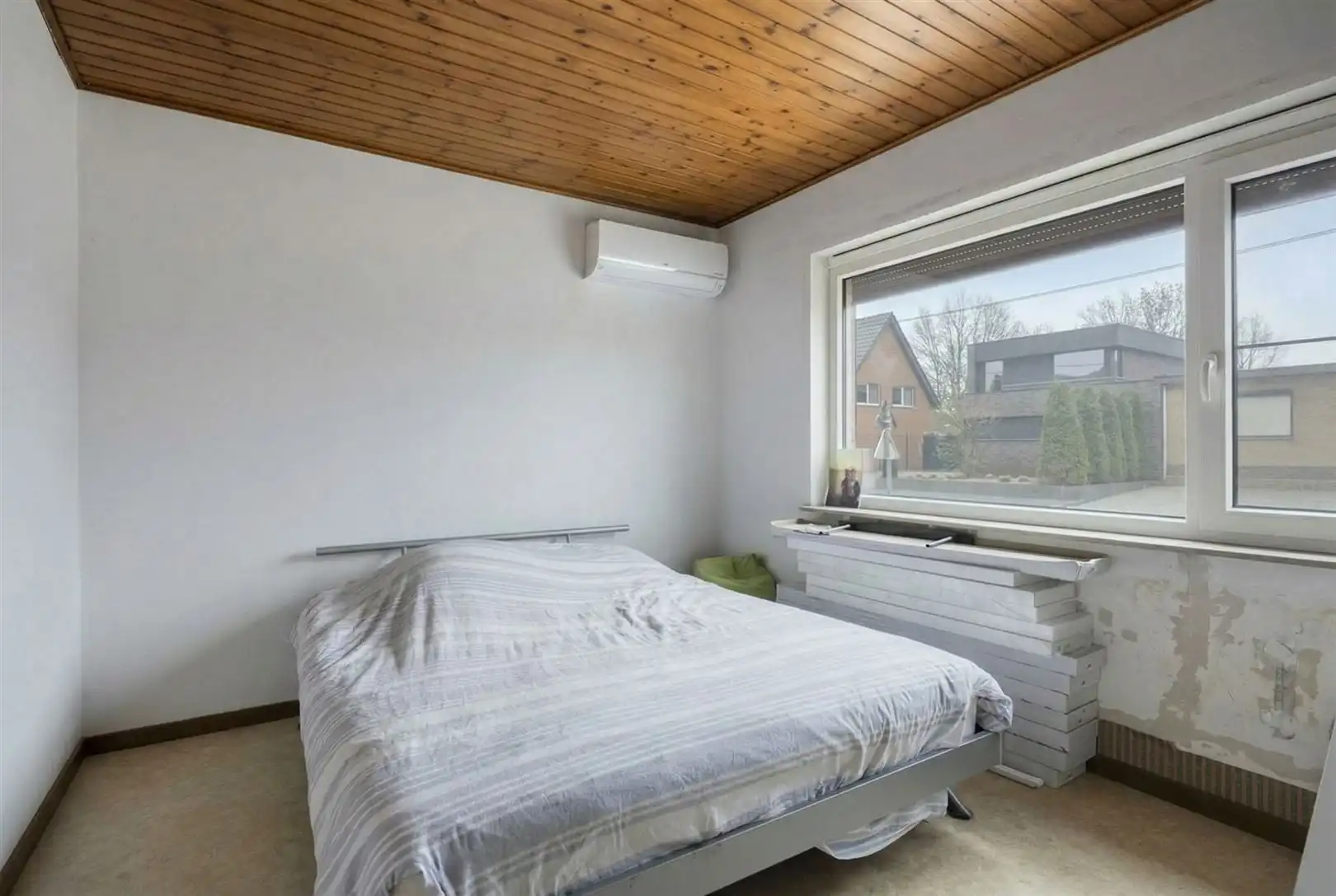 TE KOOP: Gerenoveerde woning met 3 slaapkamers te Heusden-Zolder! foto 13