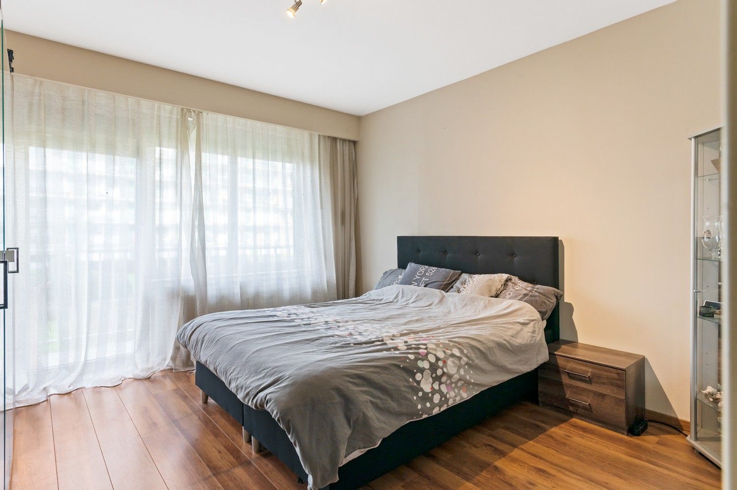 Instap klaar 2 slaapkamer appartement in Borgerhout te koop! foto 11