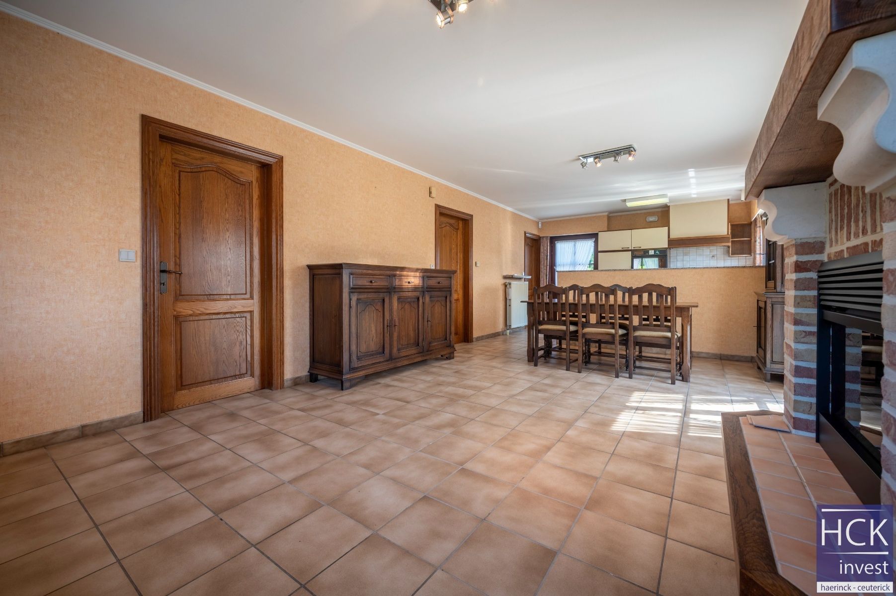 KRUISHOUTEM - Mooi gelegen alleenstaande woning, kraaknet onderhouden! foto 5
